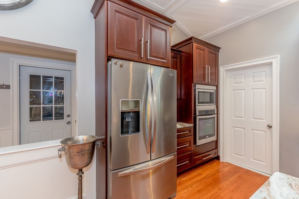 96 Chamberlain Road Westford, MA 01886 - Photo 13 of 42 Gallery Image 13