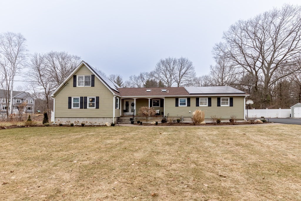 96 Chamberlain Road Westford, MA 01886 - Photo 3 of 42 Gallery Image 3