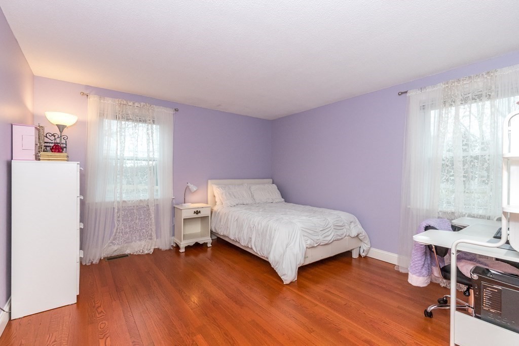96 Chamberlain Road Westford, MA 01886 - Photo 39 of 42 Gallery Image 39