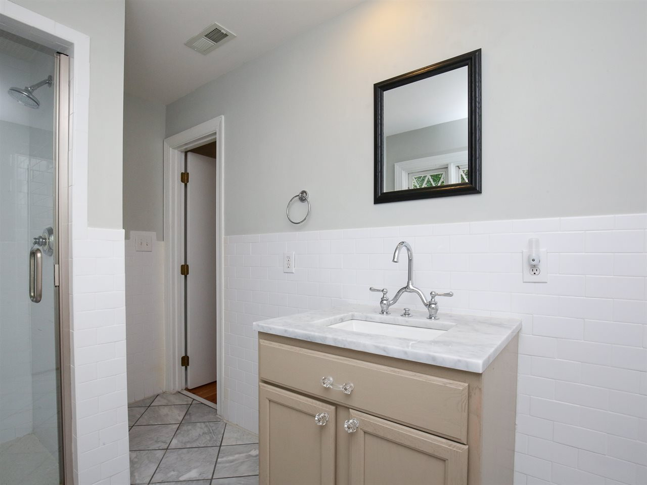 4807 Carteret Drive Raleigh, NC 27612 - Photo 17 of 30 Bath with Shower