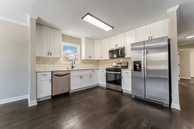 $415,000 | 1680 Nautilus Lane, Hanover Park, IL 60133