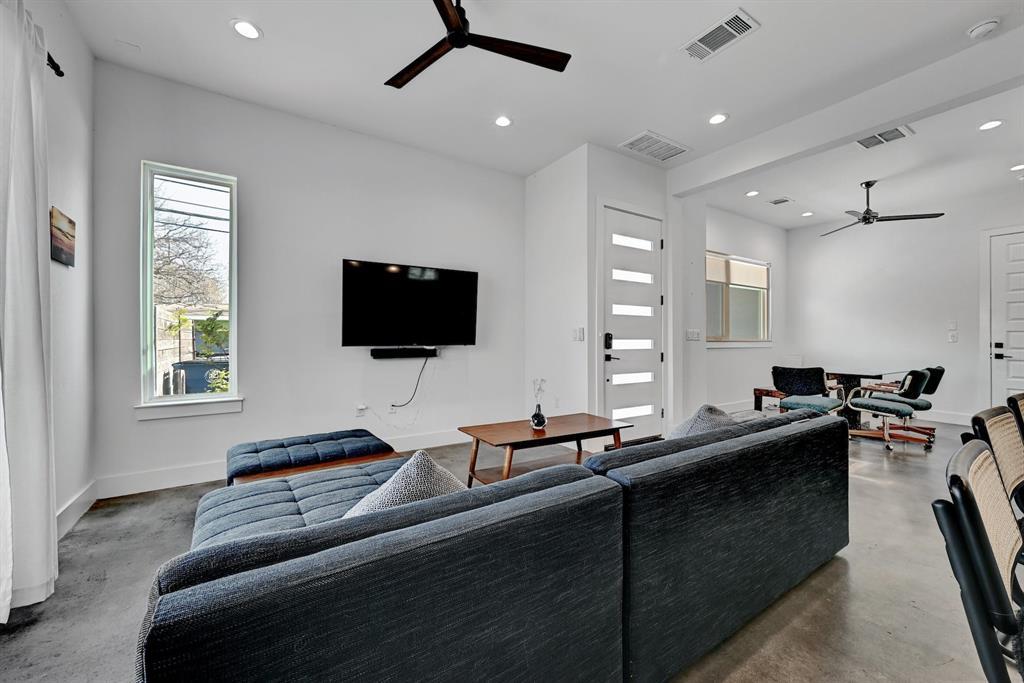 2812 East 4th Street, Unit 2 Austin, TX 78702 - Photo 7 of 26