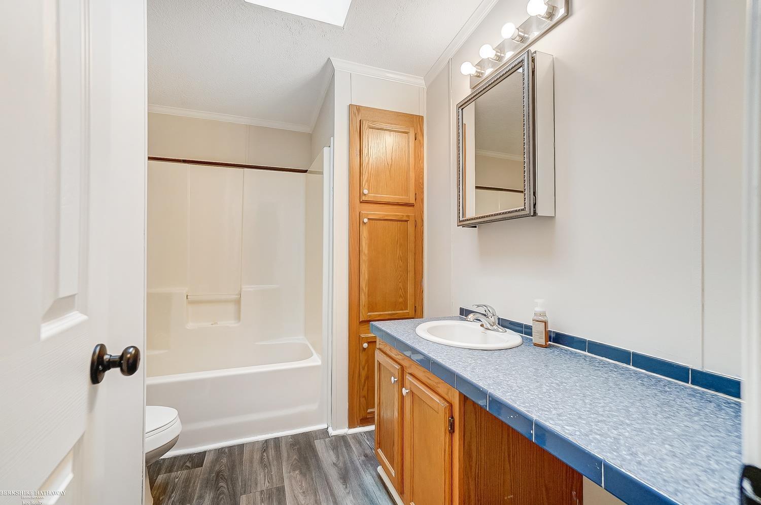 43231 Willow Road New Boston, MI 48164 - Photo 29 of 36 50102744-28.JPG