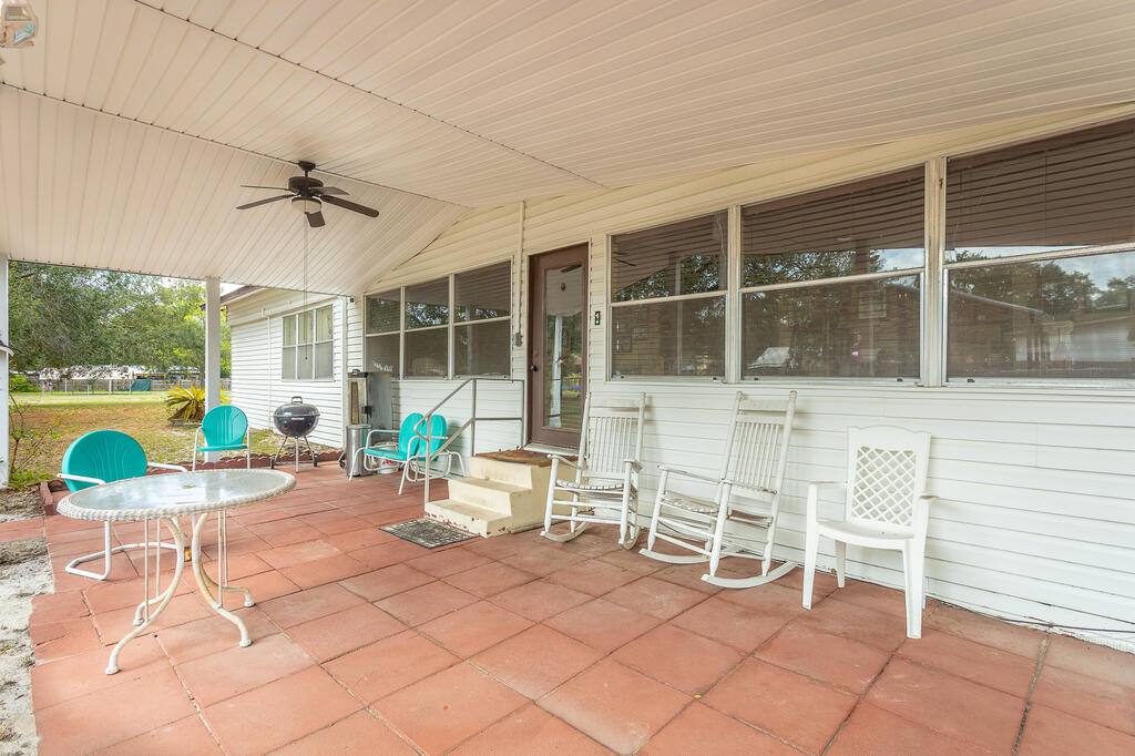 248 Old Ferry Dock Road Eastpoint, FL 32328 - Photo 11 of 45 Gallery Image 11