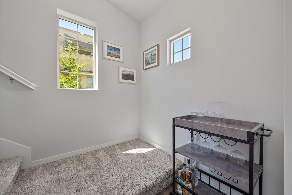 450 Tailoff Lane Sacramento, CA 95818 - Photo 17 of 43 Gallery Image 17