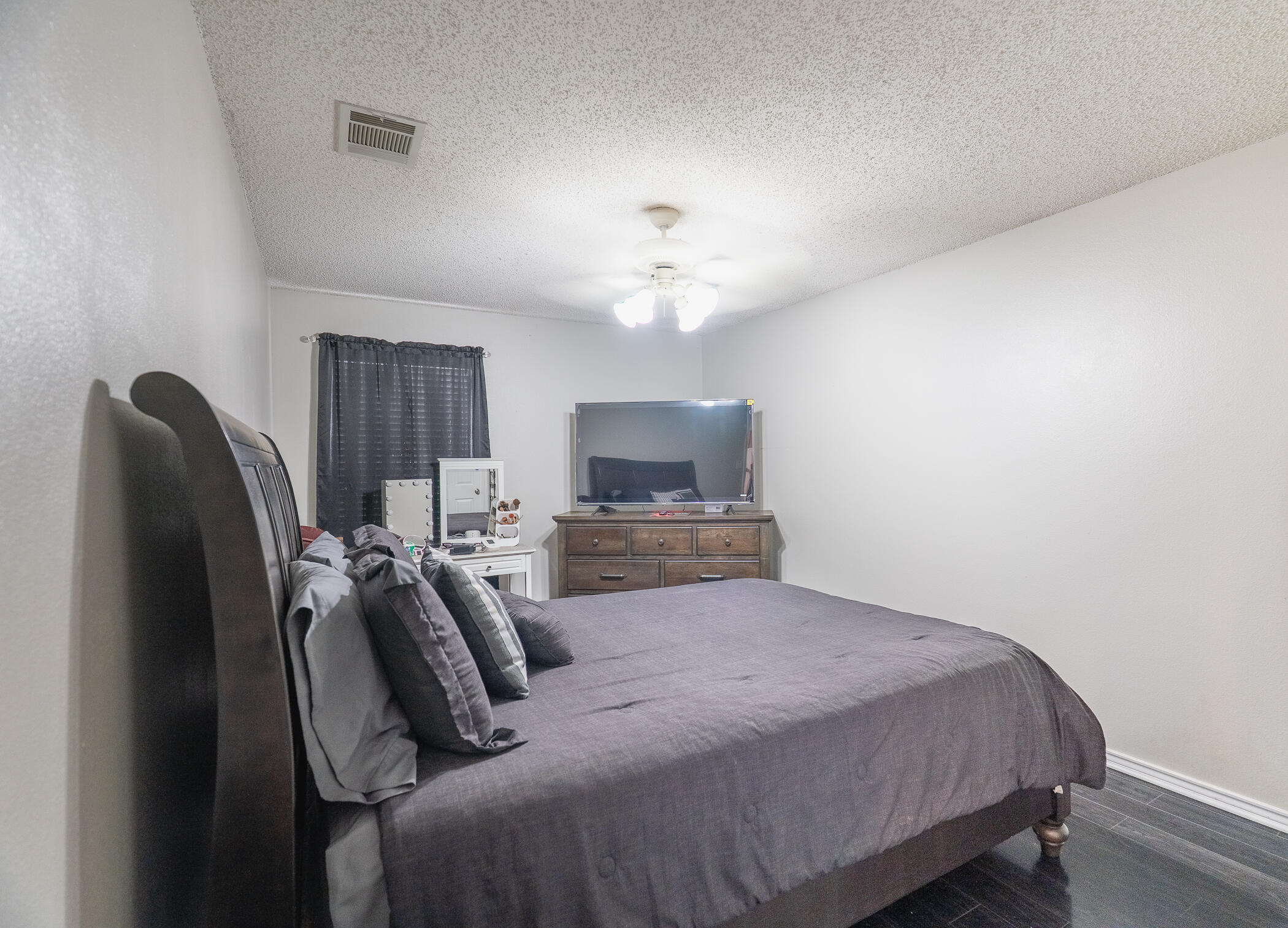 4403 Kemper Street, Unit 2 Lubbock, TX 79416 - Photo 11 of 22 DSC03582-HDR