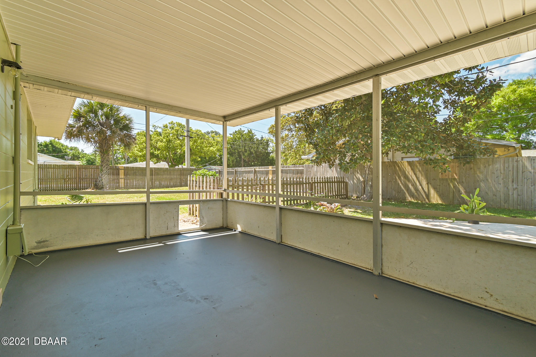 620 McIntosh Road Ormond Beach, FL 32174 - Photo 23 of 29 Screened Florida Room