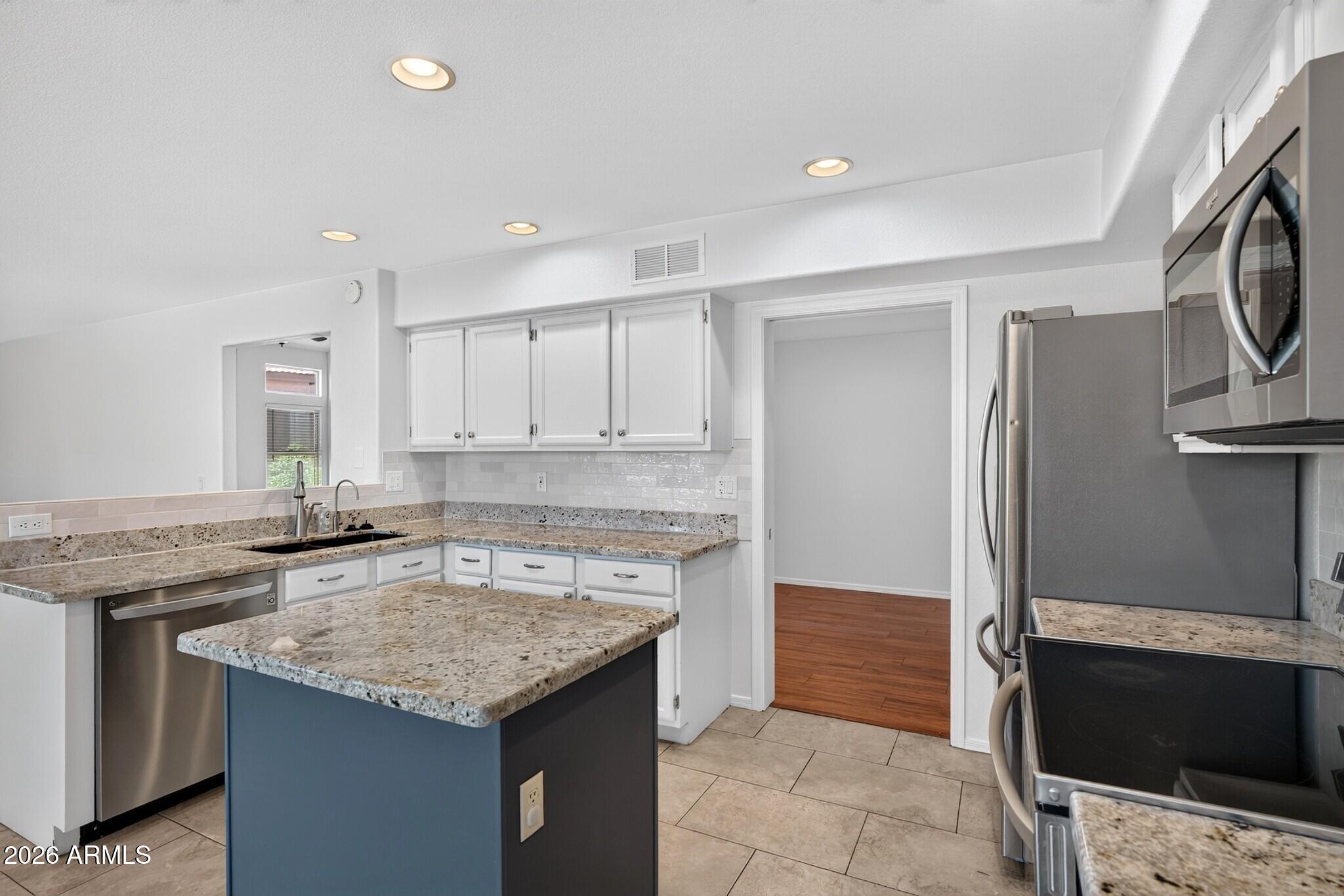 4719 East Rockledge Road Phoenix, AZ 85044 - Photo 24 of 86 4719 East Rockledge Road - 26_web