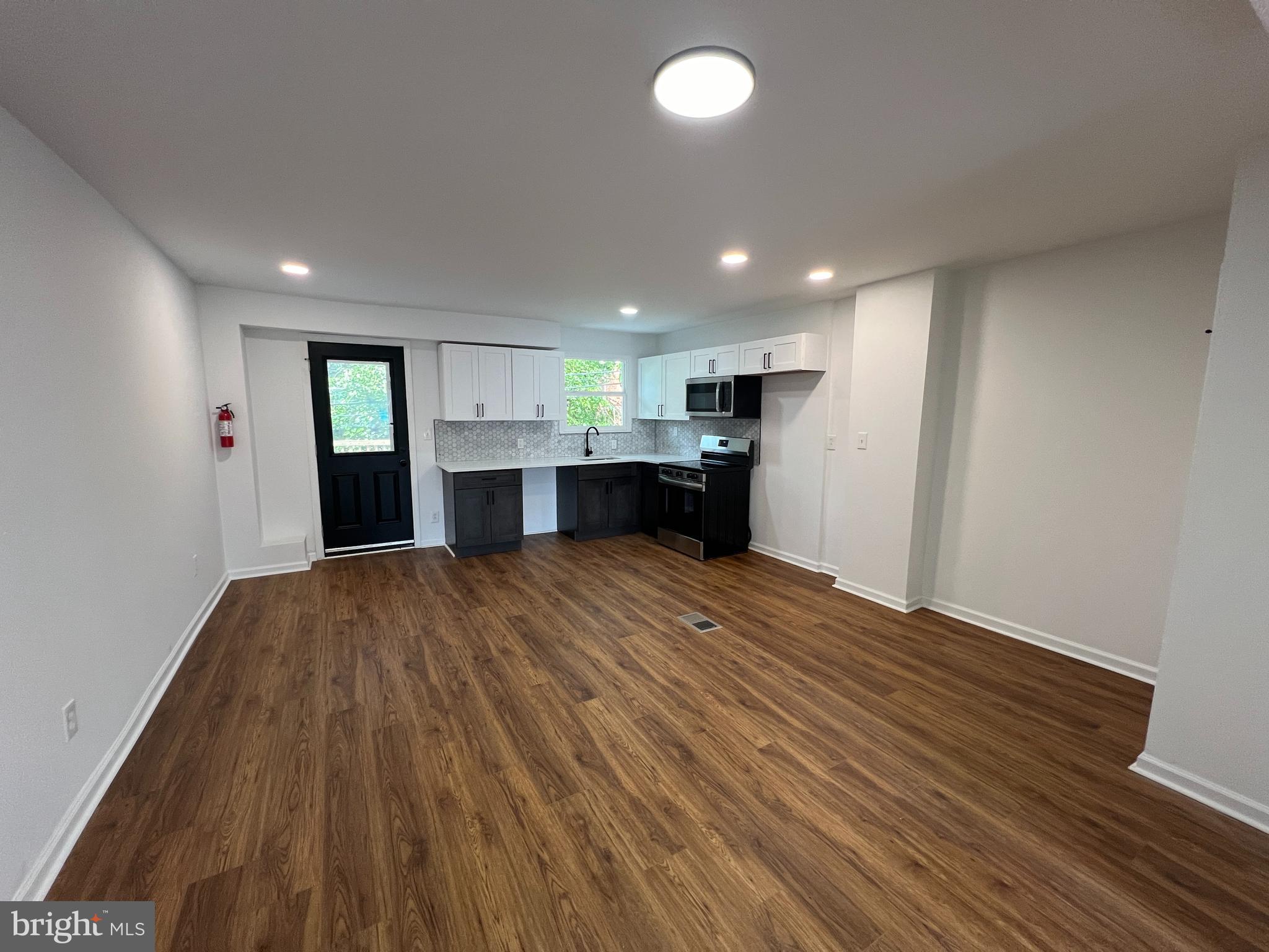 503 Norris Street Chester, PA 19013 - Photo 2 of 22 Gallery Image 2