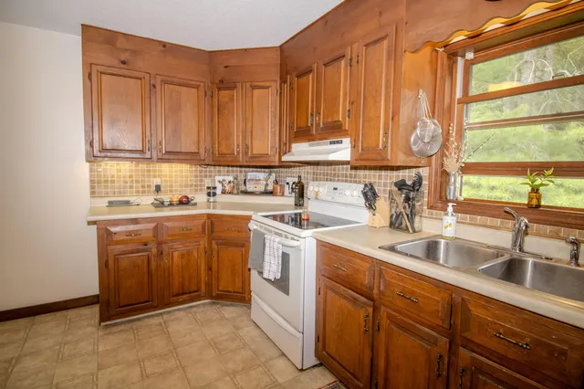 $499,900 | 189 Stetson Road East, Levant, ME 04456