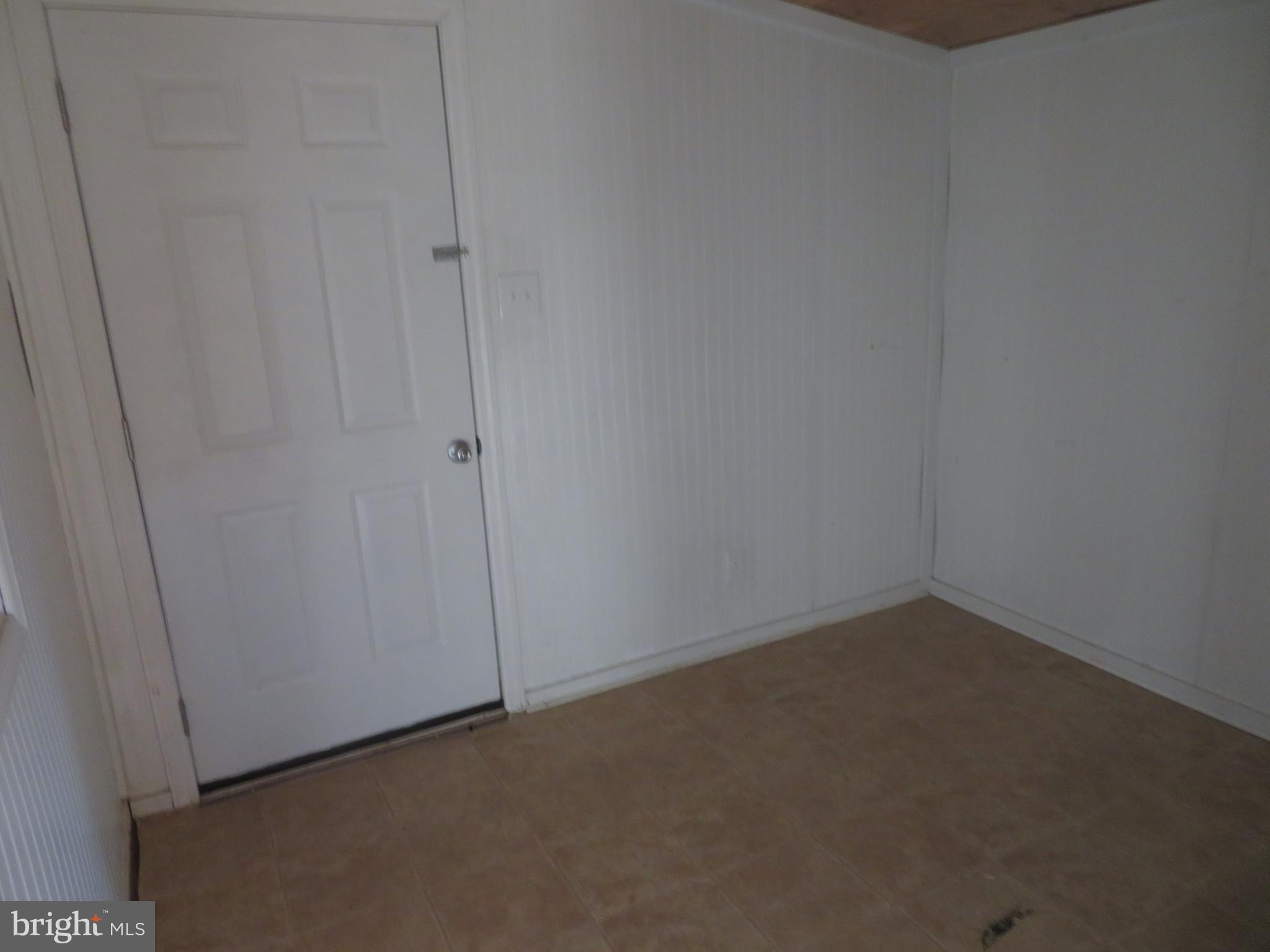 11810 Mill Bridge Road Lusby, MD 20657 - Photo 19 of 26 Mudroom - Off the All Purpose Sun Room