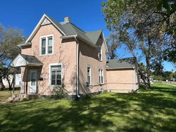 $115,000 | 700 West Main Street, Marshall, MN 56258