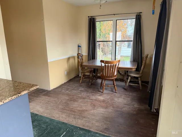 $199,900 | 28554 Highway 18, Parma, ID 83660