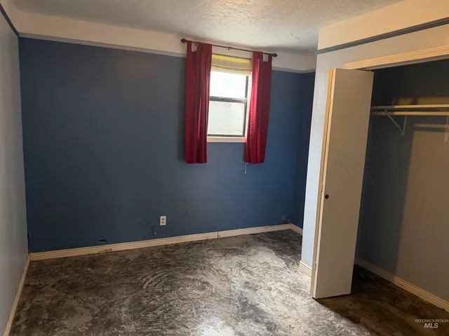 $199,900 | 28554 Highway 18, Parma, ID 83660