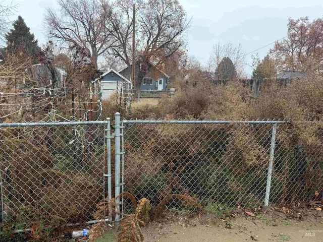 $199,900 | 28554 Highway 18, Parma, ID 83660