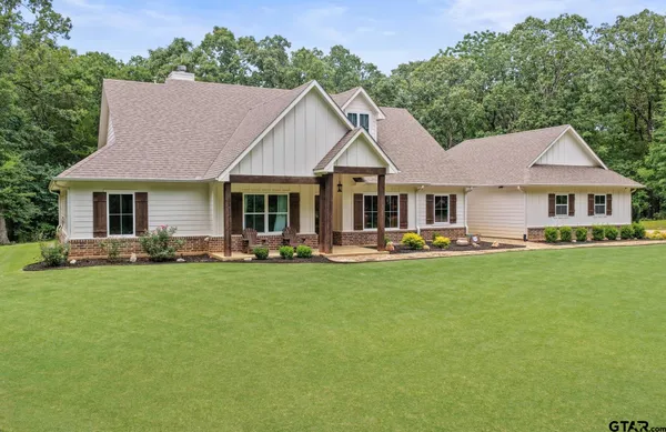 $479,000 | 256 County Road 4224, Mount Pleasant, TX 75455