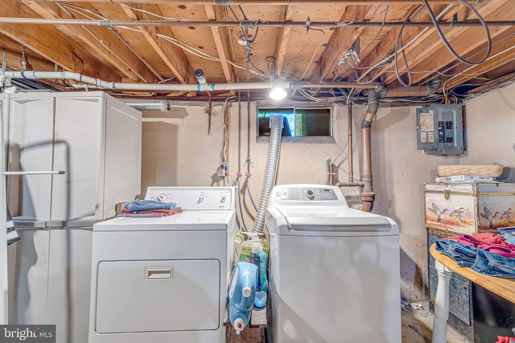 301 North Coles Avenue Maple Shade, NJ 08052 - Photo 26 of 31 a utility room with dryer and washer