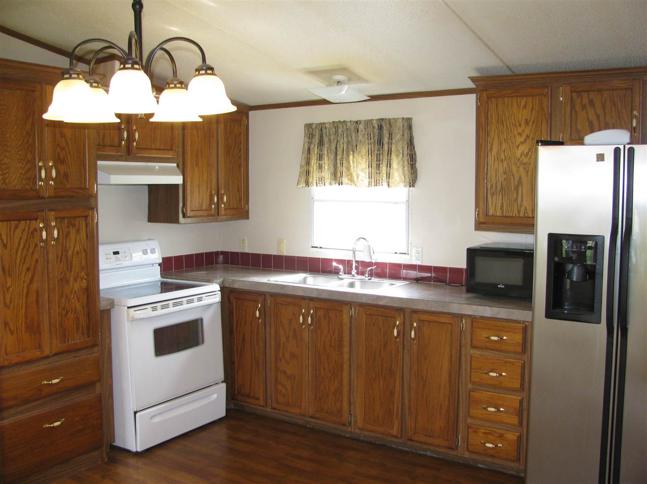 985 Foster Road Adamsville, TN 38310 - Photo 11 of 25 Gallery Image 11