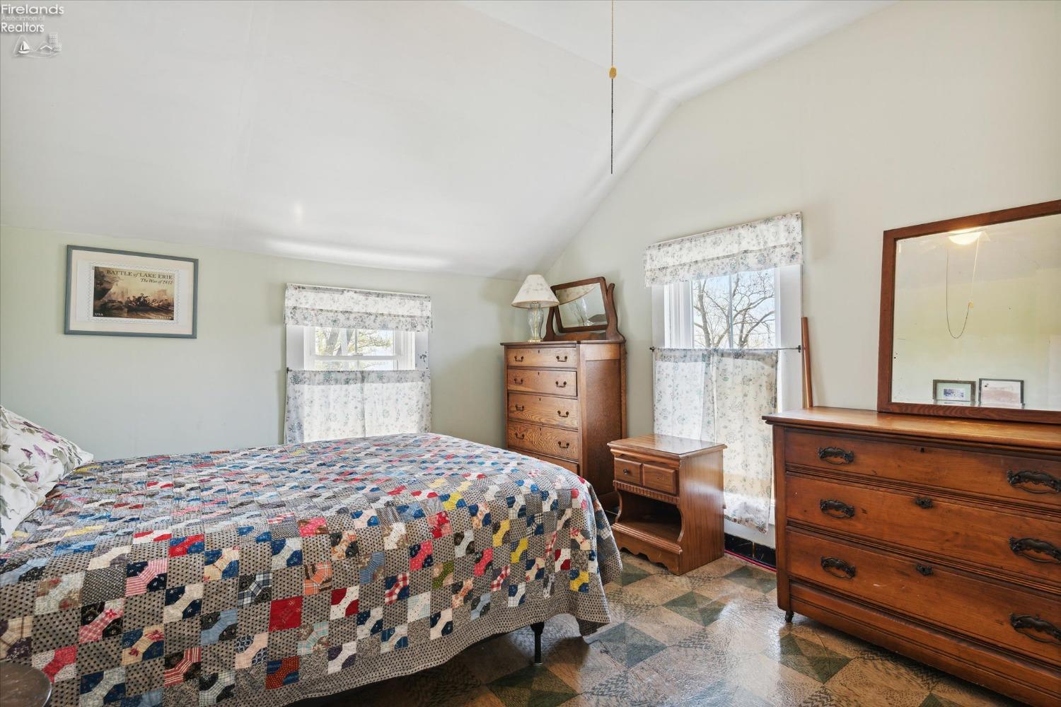 155 Chapman Road Put In Bay, OH 43456 - Photo 15 of 61 Gallery Image 15