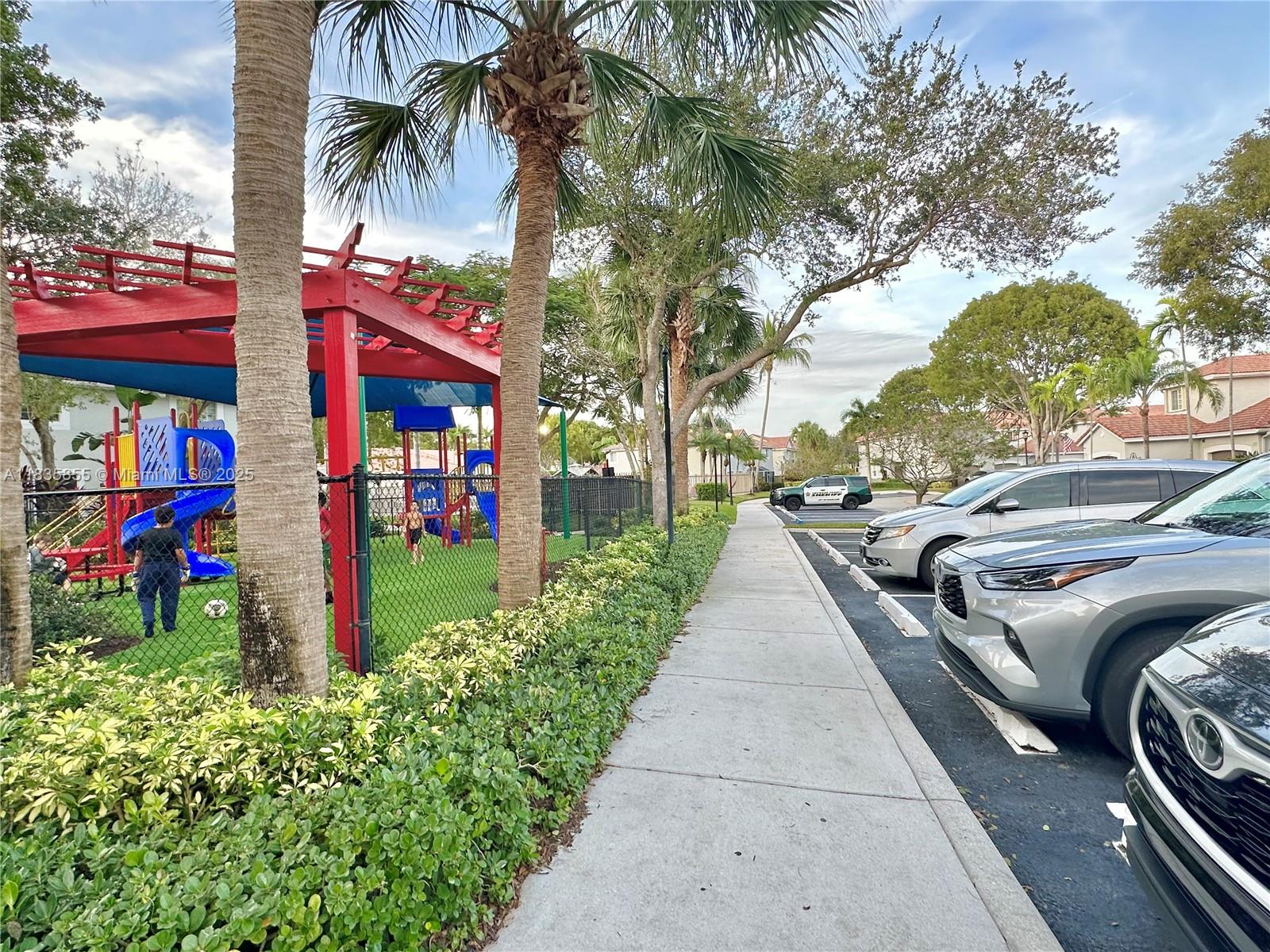 The Ridges Weston, FL 33331 - Photo 48 of 54 a view of multiple houses with yard