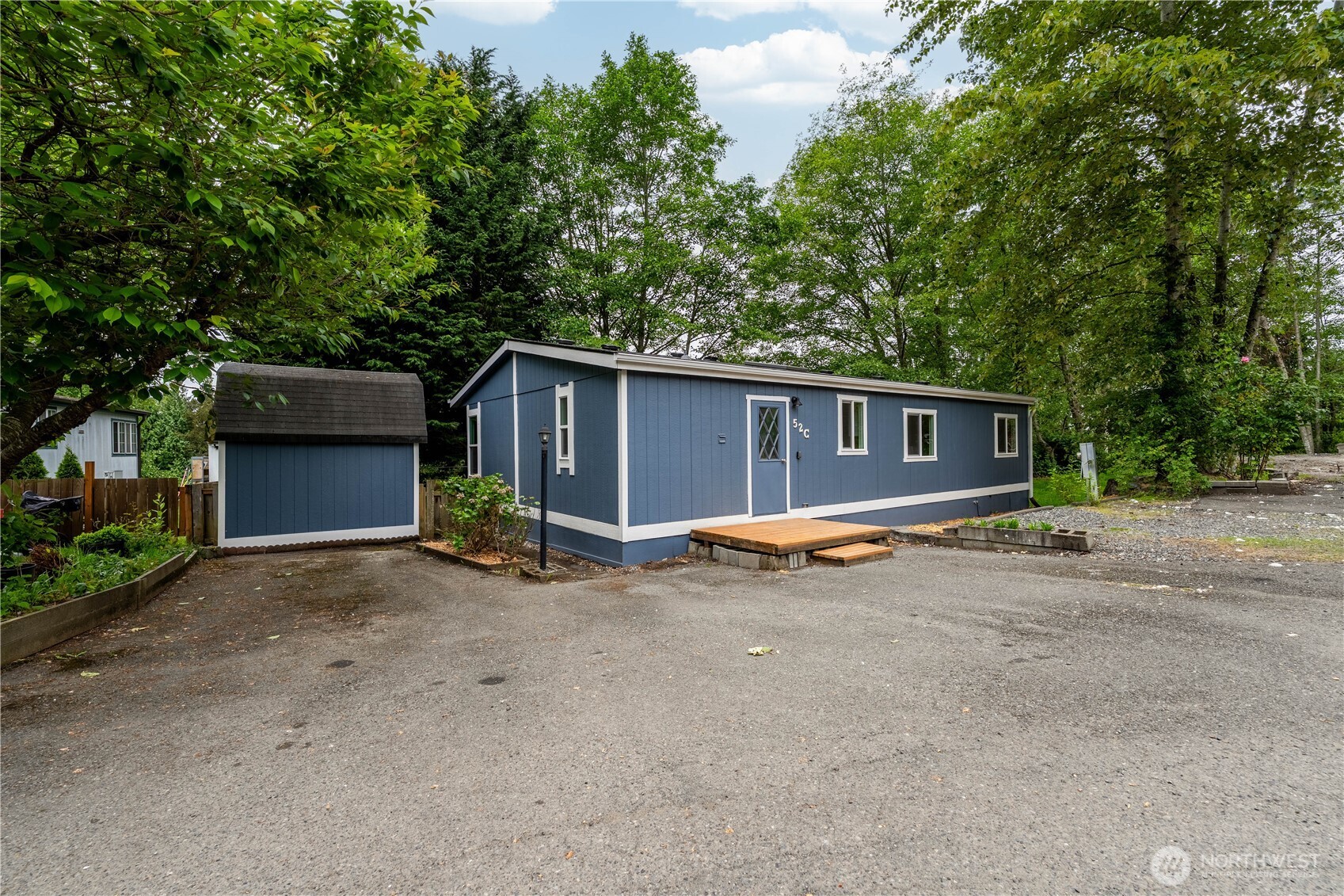 7701 Hardeson Road, Unit 52C Everett, WA 98203 - Photo 1 of 35