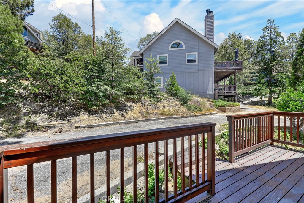 1106 Grass Valley Road Lake Arrowhead, CA 92352 - Photo 17 of 46