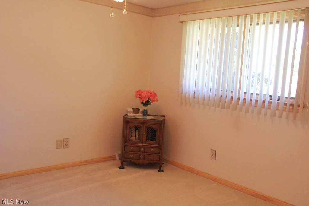 941 Millridge Road Cleveland, OH 44143 - Photo 18 of 22 Gallery Image 18