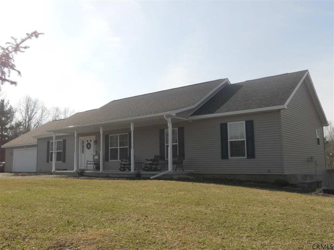 194 Riley Road Melrose, NY 12121 - Photo 1 of 16 Photo 1