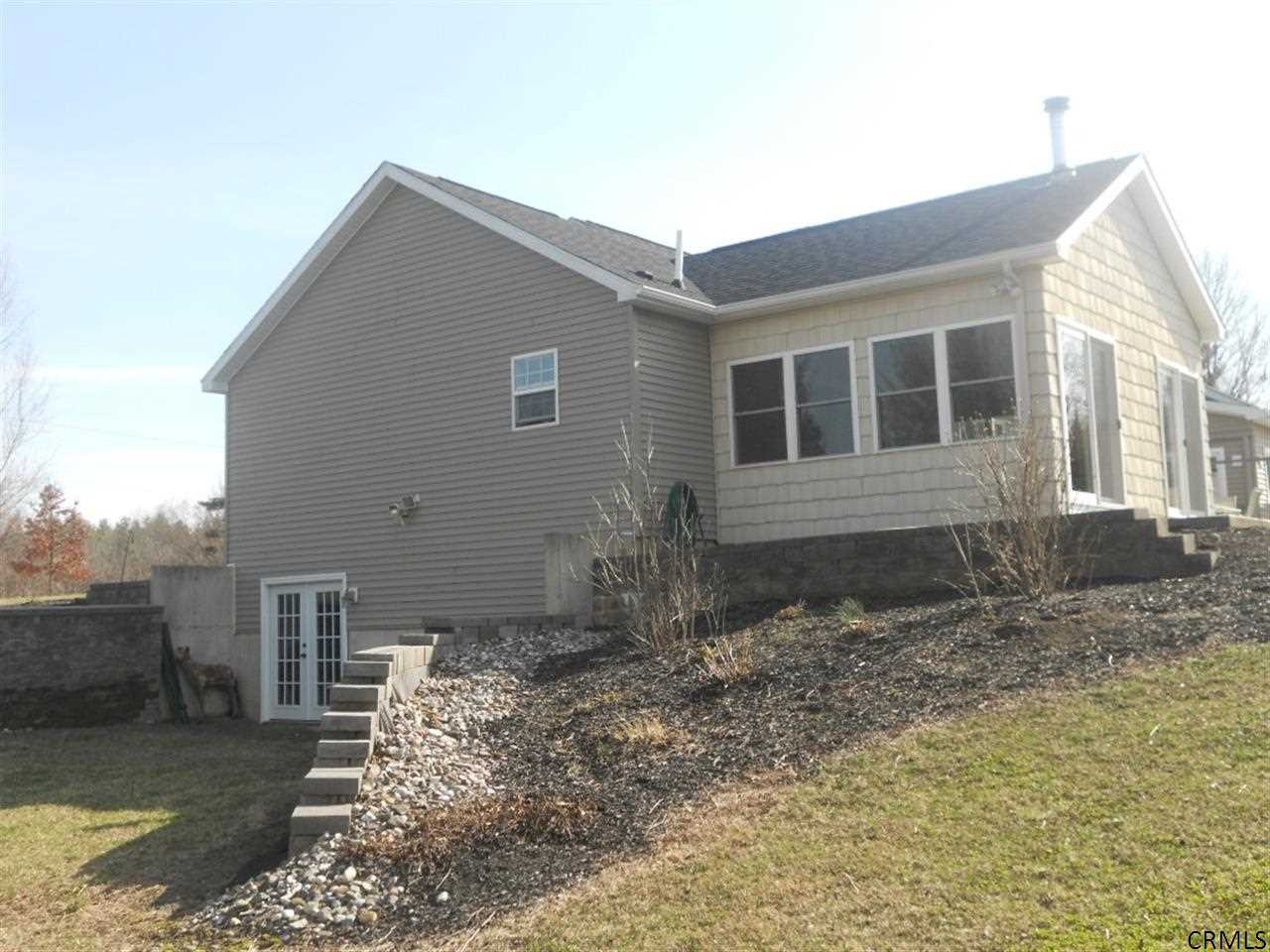 194 Riley Road Melrose, NY 12121 - Photo 3 of 16 Photo 3