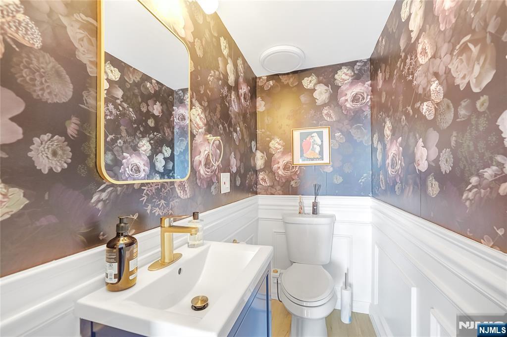 101 Highway 5, Unit 204 Edgewater, NJ 07020 - Photo 12 of 35