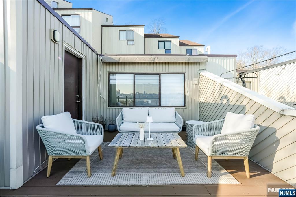 101 Highway 5, Unit 204 Edgewater, NJ 07020 - Photo 24 of 35