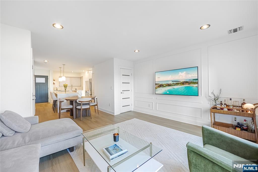 101 Highway 5, Unit 204 Edgewater, NJ 07020 - Photo 10 of 35