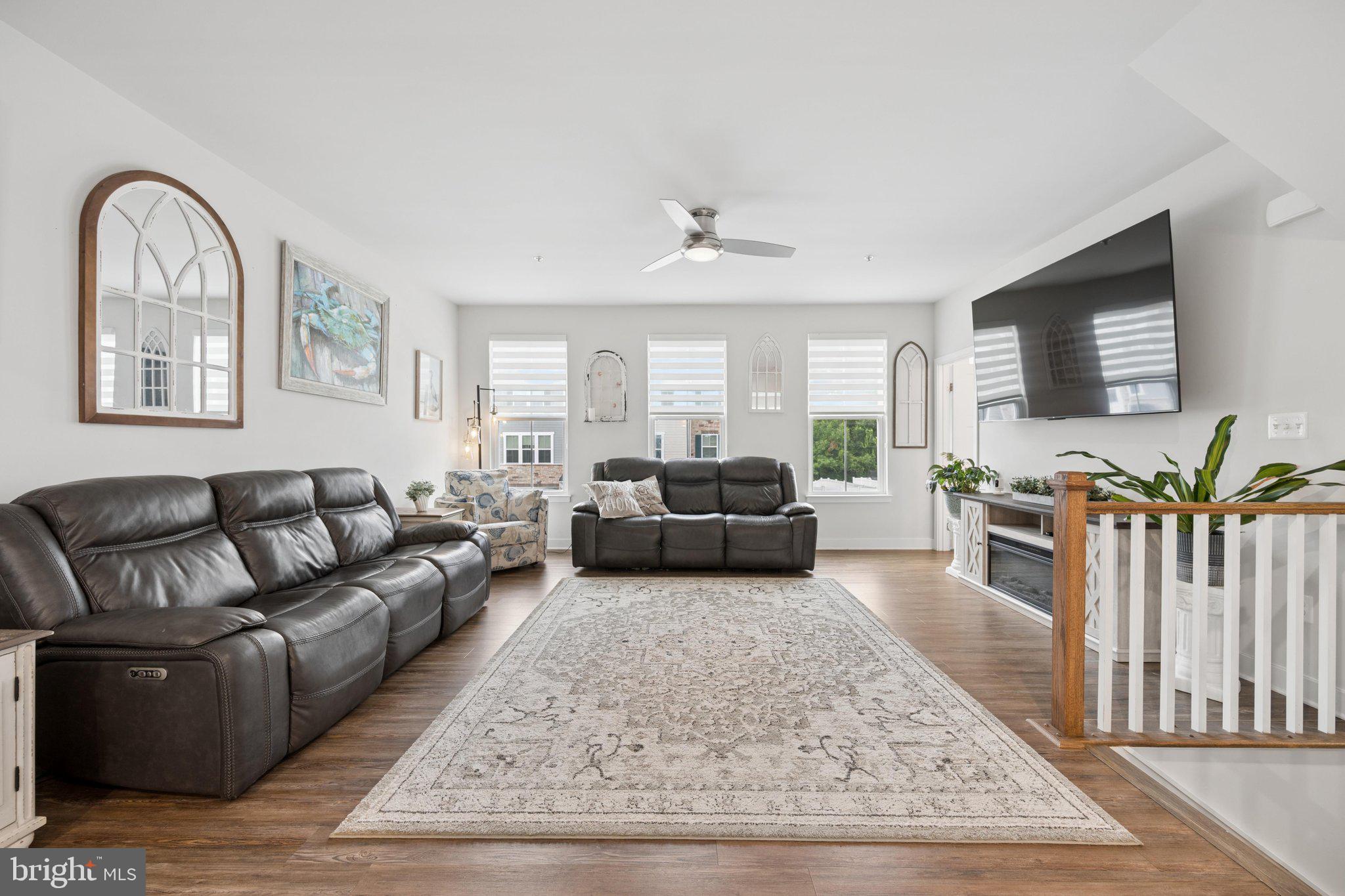 3062 Shaws Road Edgemere, MD 21219 - Photo 6 of 94 Living Room