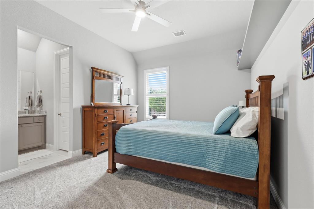 1031 Country Way Rowlett, TX 75089 - Photo 21 of 38
