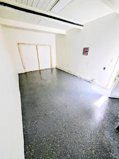a view of a garage