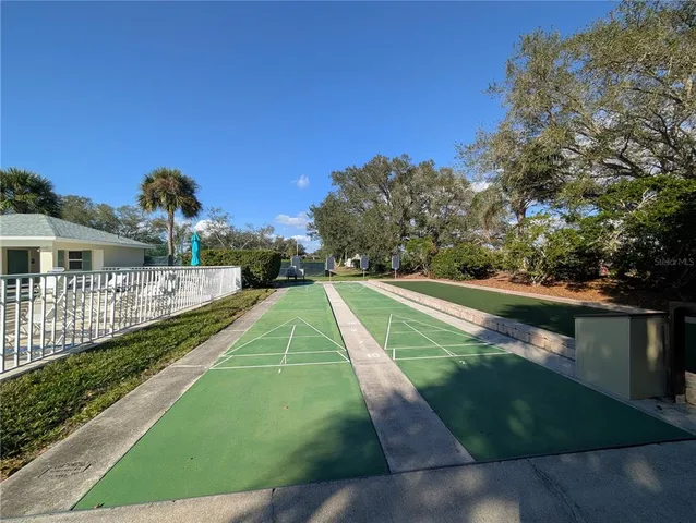 a view of a yard in front of house
