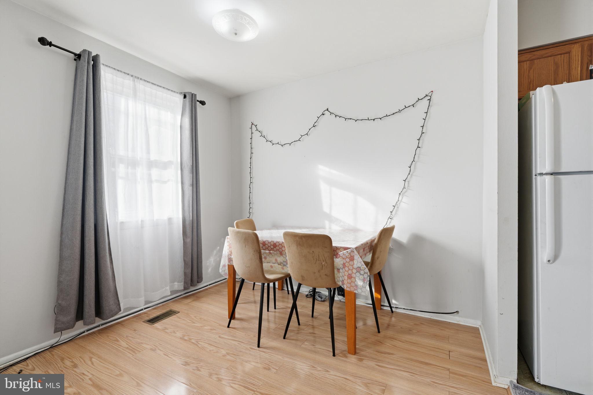 10839 Rennard Street Philadelphia, PA 19116 - Photo 19 of 39 Gallery Image 19
