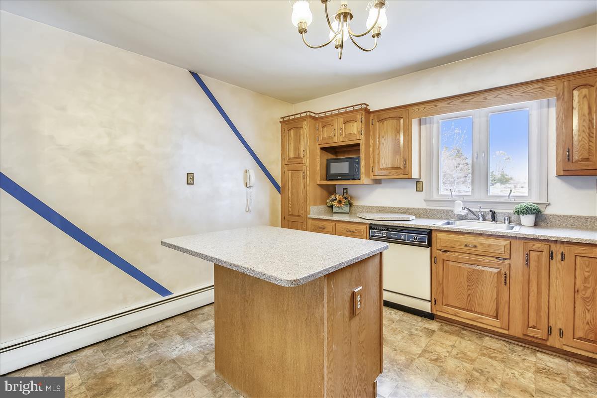 12206 Fingerboard Road Monrovia, MD 21770 - Photo 14 of 54 Gallery Image 14