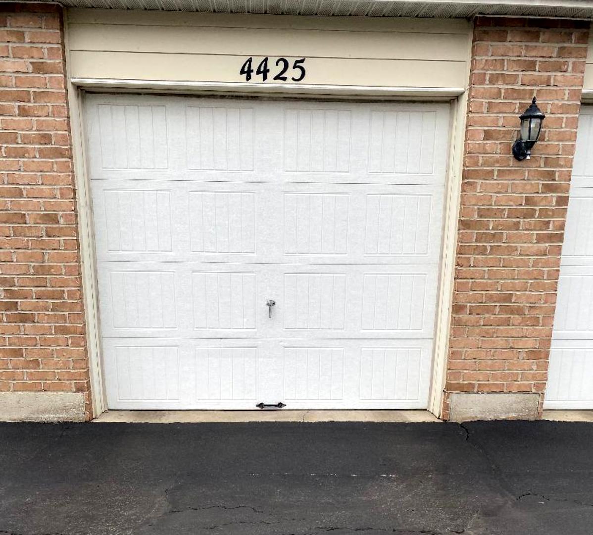 4425 Timber Ridge Court, Unit 4425 Joliet, IL 60431 - Photo 25 of 25 a view of wooden door