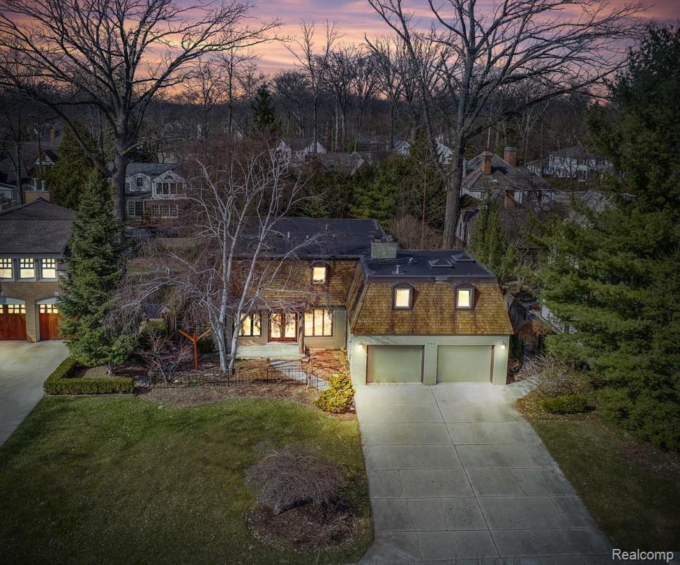 711 Rivenoak Street Birmingham, MI 48009 - Photo 58 of 58 twilight.jpg