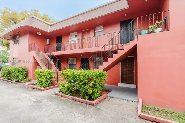 $2,100 | 747 Northwest 13th Avenue, Unit 3, Miami, FL 33125