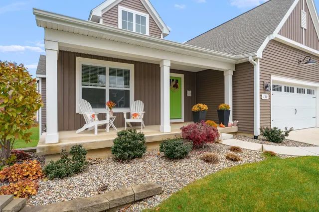 $499,900 | 720 Janelle Court, Portage, MI 49024