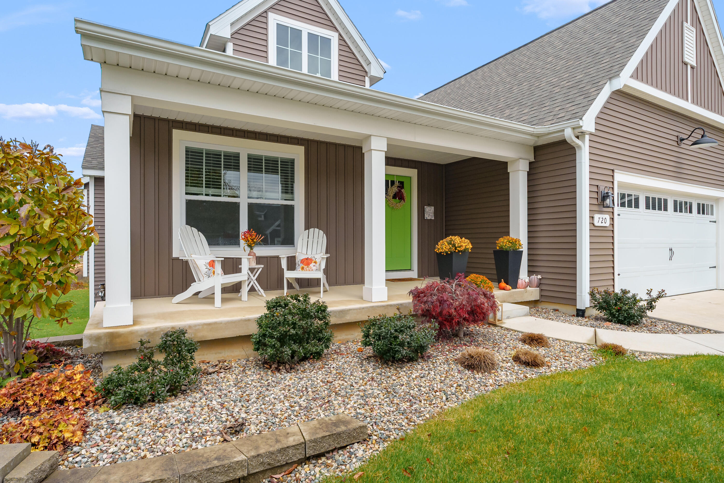 720 Janelle Court Portage, MI 49024 - Photo 2 of 34 Janelle Ct 720 Portage 49024-37