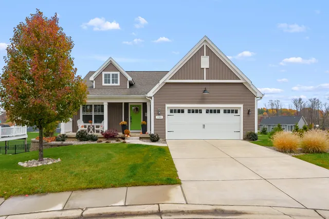 $499,900 | 720 Janelle Court, Portage, MI 49024