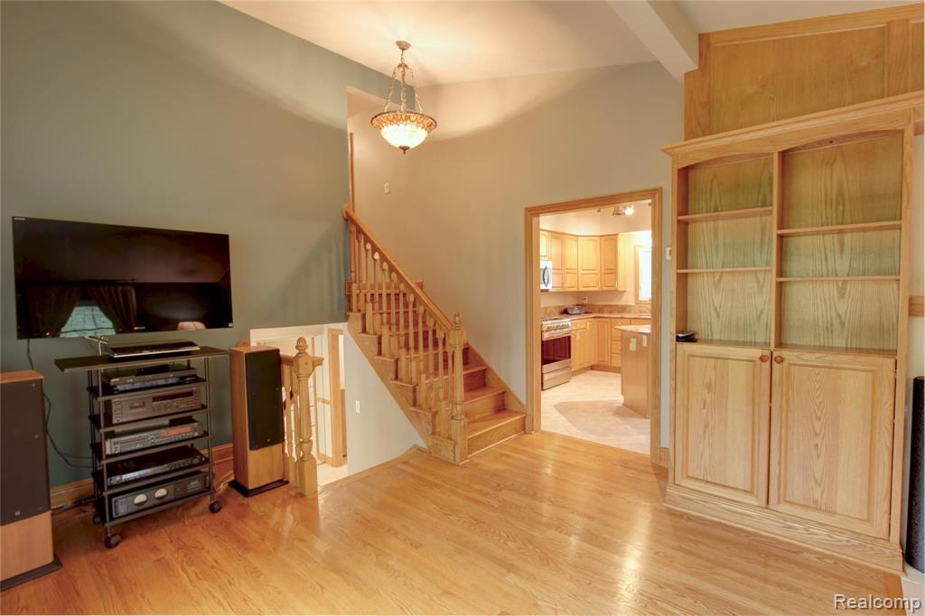 19380 Savage Road Belleville, MI 48111 - Photo 53 of 99