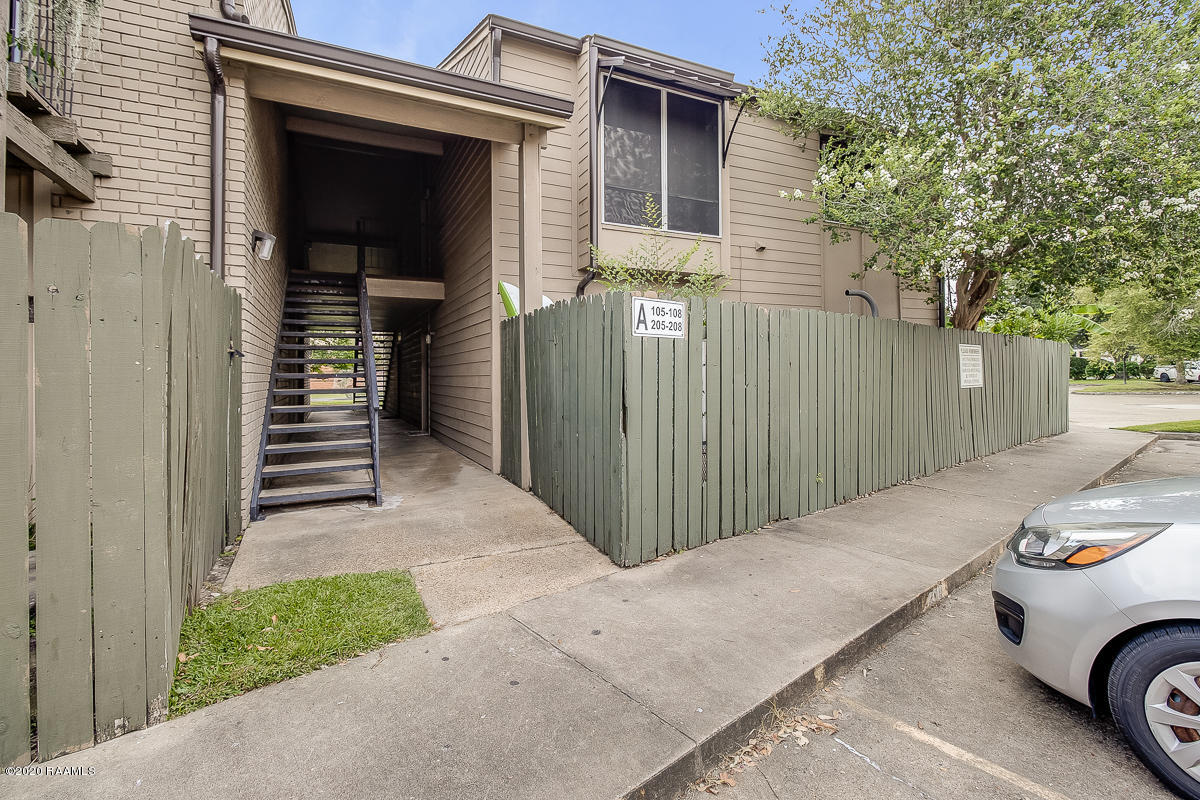 220 Doucet Road, Unit 207A Lafayette, LA 70503 - Photo 1 of 24 220 Doucet 207A-11