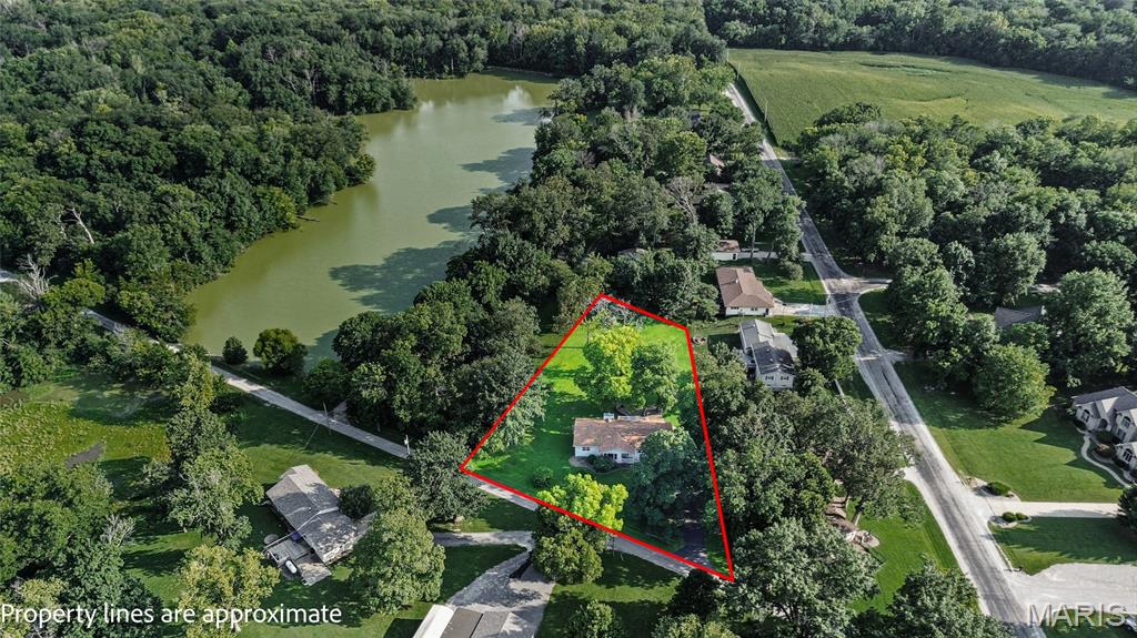 13810 Klaus Lake Road Highland, IL 62249 - Photo 1 of 53 Gallery Image 1