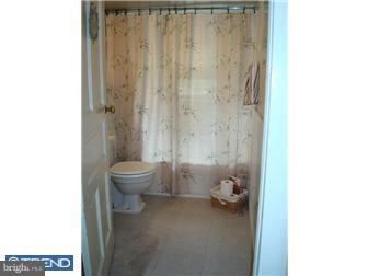 42 Blackwood Road Clementon, NJ 08021 - Photo 9 of 12 Bathroom