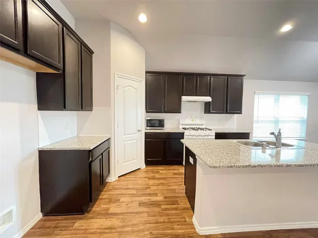 $2,275 | 3238 Marlene Meadow Way, Richmond, TX 77406