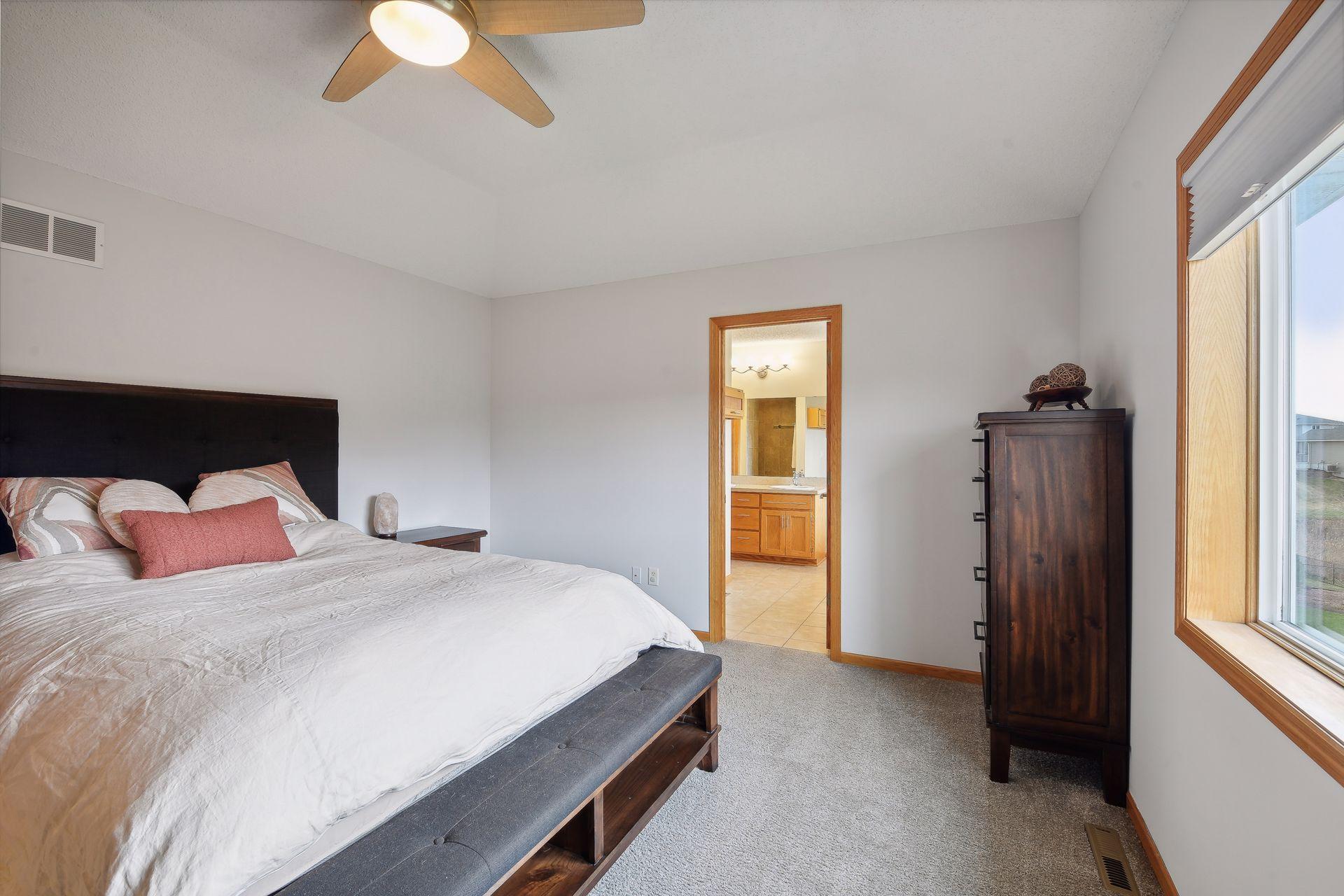9604 Glacier Road Minnetrista, MN 55375 - Photo 33 of 62 Gallery Image 33